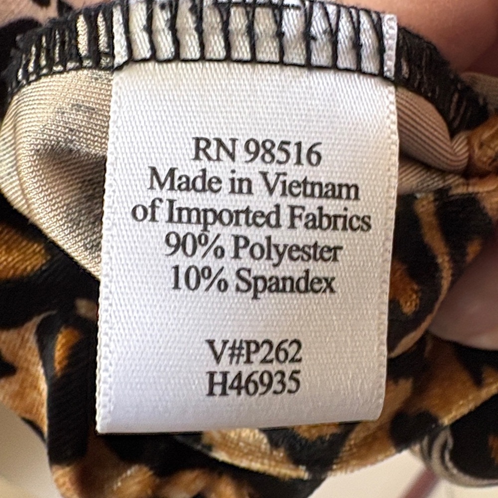 CWC dressy leopard top, 2X - Picture 8 of 8